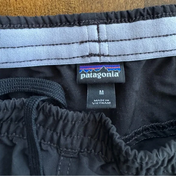 Women’s Patagonia Baggies 5” - Picture 3 of 4